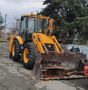 Услуги с комбиниран багер Карнобат